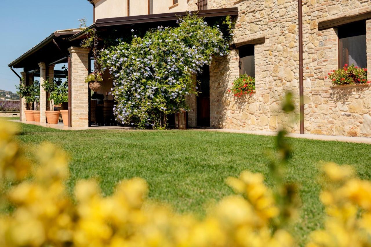 Agrirelais Collelago Massignano Eksteriør billede